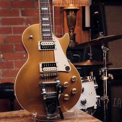 2012 Gibson Les Paul Classic - Goldtop with Bigsby! image 3