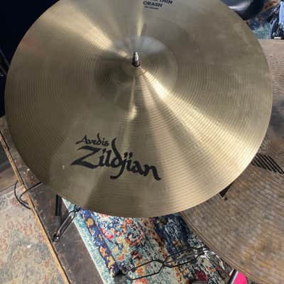 Zildjian - 18" A Series Medium Thin Crash Cymbal 1982 - 2012 - Traditional image 1