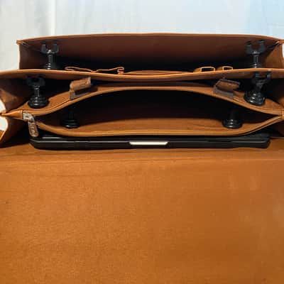Fender Custom Shop 2008 Leather Briefcase/Satchel VERY RARE image 10