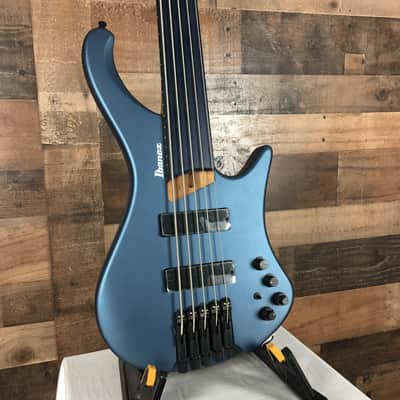 Ibanez EHB1005F Fretless 5-string Bass Guitar, Artic Ocean Matte, Gig Bag, 159 image 3