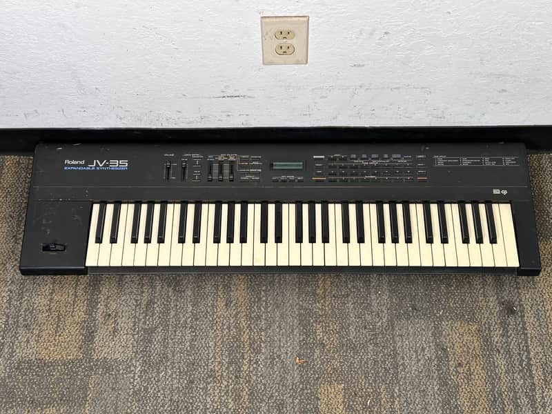 Roland JV-35 Keyboard Synthesizer Expandable | Reverb