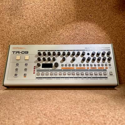 Roland TR-09 Rhythm Composer – Warranty image 2