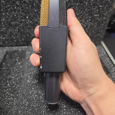 AKG C414 XLII Large Diaphragm Multipattern Condenser Microphone image 7
