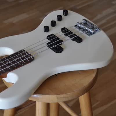 SADOWSY MetroExpress Verdine White Signature / Artist Line Series / 4-String Jazz Bass Type / SMX M 00440-24 image 6