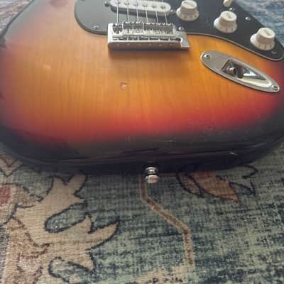 Squier Stratocaster with Rosewood Fretboard 1992 - 1996 - sunburst image 3