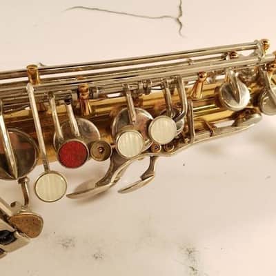 Reynolds Alto Saxophone, USA, Lacquered Brass, very good condition image 12