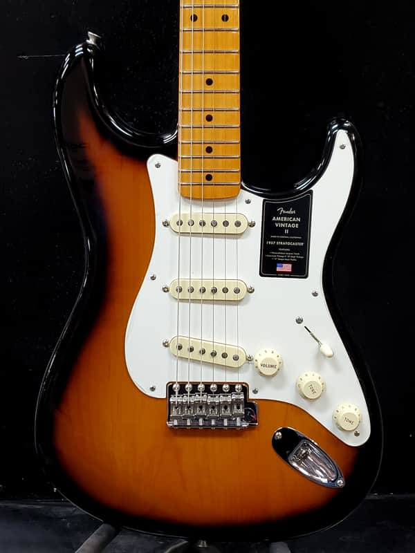 Fender American Vintage II '57 Stratocaster 2022 - 2-Color Sunburst w/FREE Pro Set Up image 1