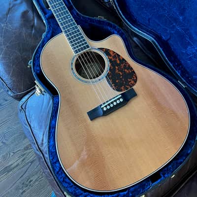 Larrivee Spruce / Mahogany LV-05 E 2015 image 1