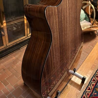 Taylor Limited Edition Custom Shop Grand Auditorium Sinker Redwood acoustic guitar  2014 - Sinker Redwood gloss top image 15