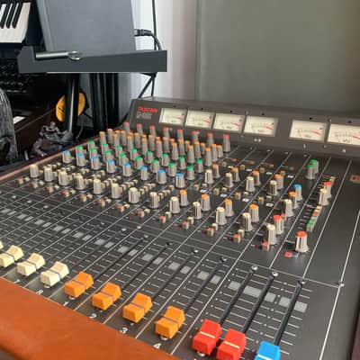 Tascam M-308 Mixer image 4