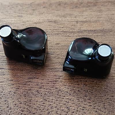 Truthear x Crinacle Zero Red IEMs w/ all original accessories image 5
