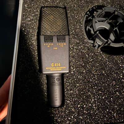AKG C414 XLII Large Diaphragm Multipattern Condenser Microphone 2010s - Black image 2