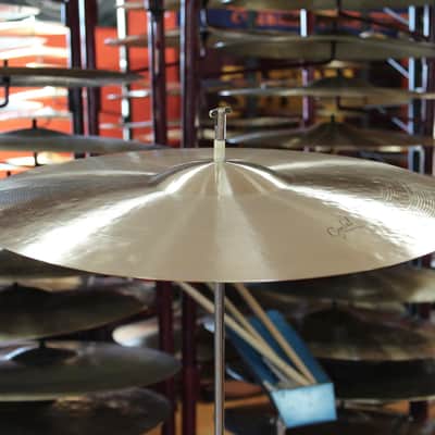 Cymbal Craftsman 18" Crash Ride 1461g image 6