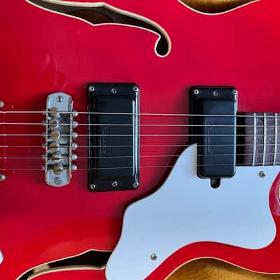 Mosrite Celebrity III 1966 - Cherry image 10