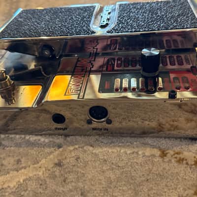 DigiTech Whammy 20th Anniversary 2010 - Chrome image 4
