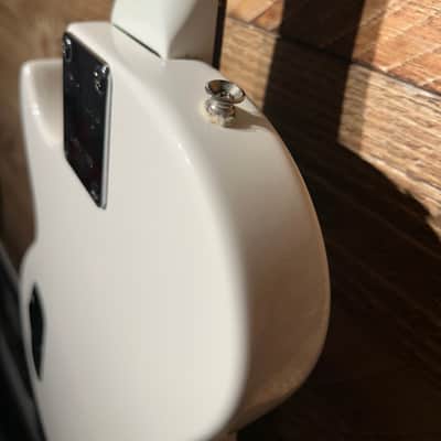 Epiphone  Les Paul Special  1999 MIK - White w/Hardshell Case image 9