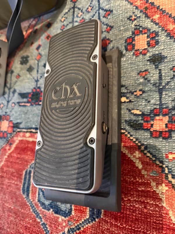 Electro-Harmonix Next Step Crying Tone Wah 2010s - Black