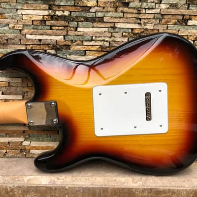 JAMES TYLER  Classic USA made MASTERBUILT amazing Strat style guitar image 4