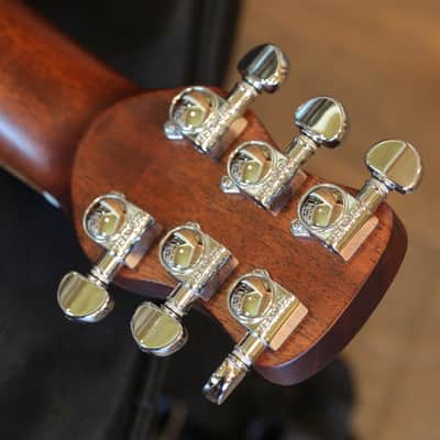 Journey Instruments OF410N Solid Sitka & Mahogany Collapsible Travel Guitar Natural + OGB image 20