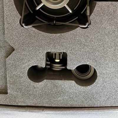 Universal Audio Sphere DLX Large Diaphragm Modeling Microphone 2023 - Present - Black image 4