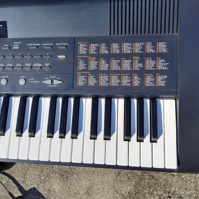 鍵盤楽器 Roland EM-303 INTELLIGENT SYNTHESIZER Roland EM-303 Intelligent Synthesizer - Great All-Around Keyboard