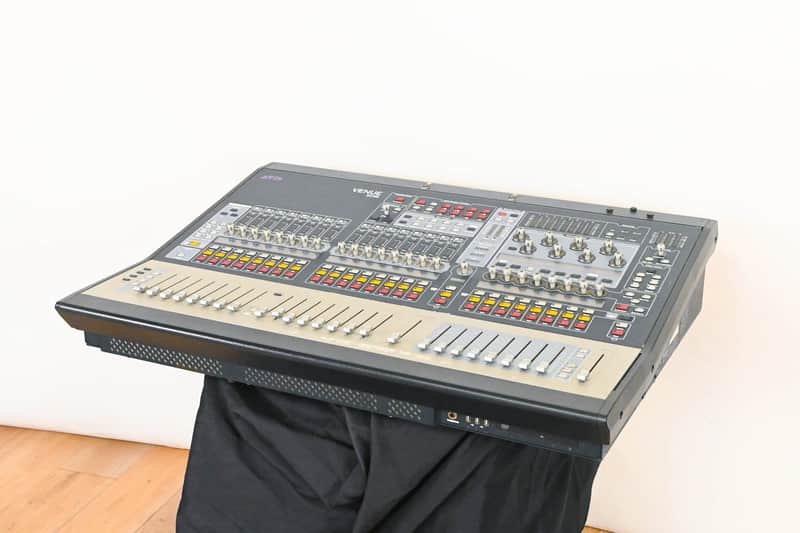 AVID VENUE SC48 Digital Audio Mixing Console CG01TJ5 *ASK FOR SHIPPING* image 1