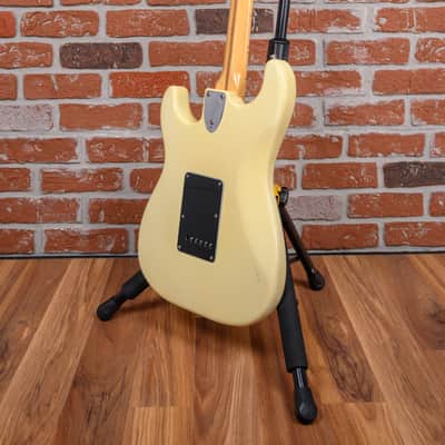 Fender Stratocaster Olympic White 1980 w/Hard Shell Case image 8