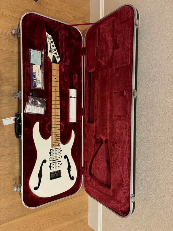 Ibanez PGM301-WH 2008 Paul Gilbert Signature with Maple / Walnut Neck 2005 - 2008 - White image 1
