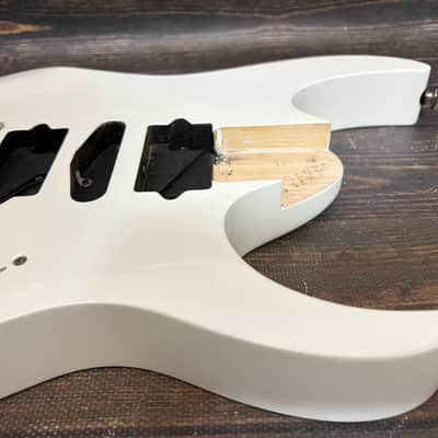 2016 Ibanez Prestige RG2570MZA Body White Pearl Metallic Made in Japan image 3