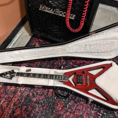 Gibson Flying V The Holy V 2009 - Satin Nitro Cherry image 23