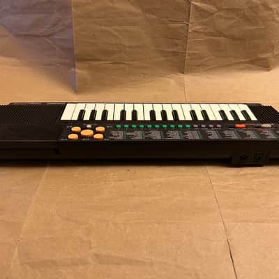 Casio  Tone Bank PT-88 32Key keyboard Synth 80s - Black Very Good Condition in Box with Users Manual booklets image 10