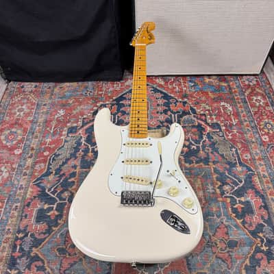 *Video* Fender JV Modified 60's Stratocaster Olympic Soft V Neck White Hard Case - 2022 image 10