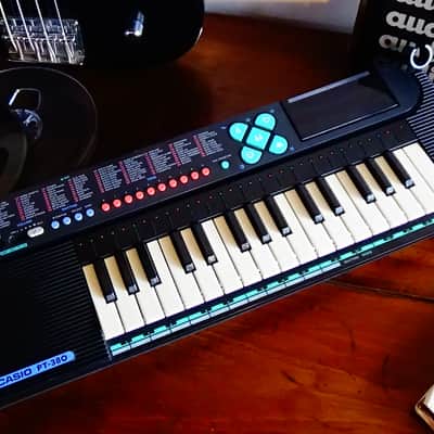 Vintage Casio PT-380  keyboard with ROM-Pack & key lighting