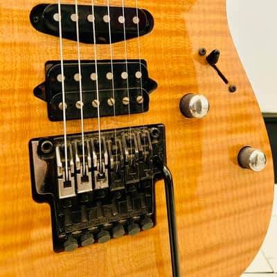 Ibanez J-Custom RG8570NT / JCRG-80 2001-04 - Natural image 2