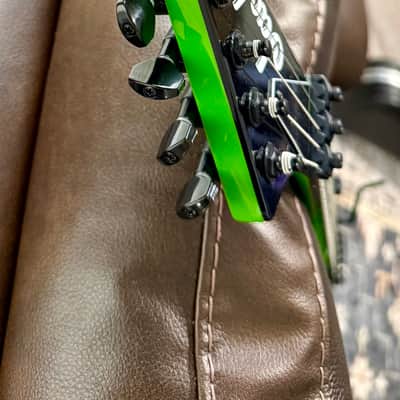 Jackson X Series KVXMG King V with Laurel Fretboard 2020 - Present - Slime Green with Black Bevels image 7