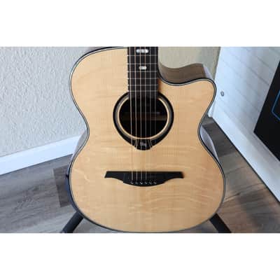 Lâg HyVibe 50 Auditorium Smart Guitar w/HyVibe H2 Bluetooth, Looper & Effects – HV50ACE image 12