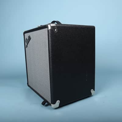 Fender Rumble 25 v3 1x8" 25-Watt Bass Combo Amplifier image 7