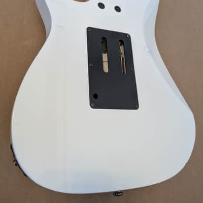 Ibanez RG350DX Electric Guitar HSH White image 11