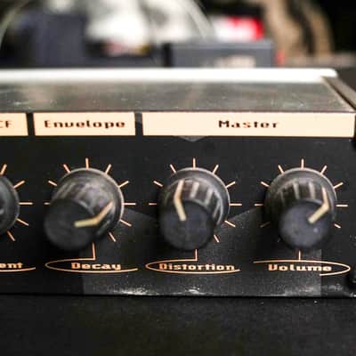 MAM MB33 mk2 early-2000s - black metal rack image 2