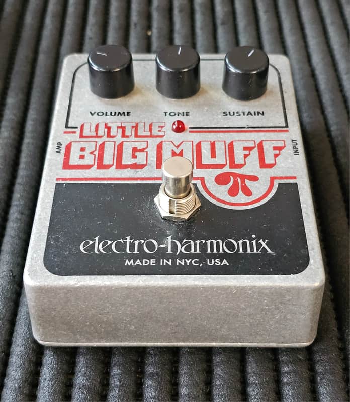 Electro-Harmonix Little Big Muff Pi Distortion / Sustainer 2006 - Present - Gray / Black / Red image 1