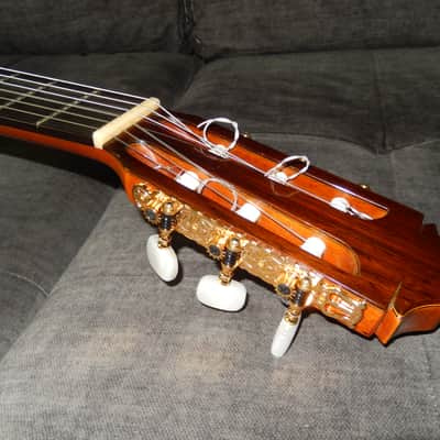 MADE IN 1981 BY HIDEYUKI EZAKI - TERRIFIC YAMAHA GC10 - CLASSICAL CONCERT GUITAR image 4