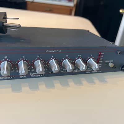 DOD 866 Series II Gated Compressor/Limiter w/ IEC power cable & rack mount bolts/washers. image 4