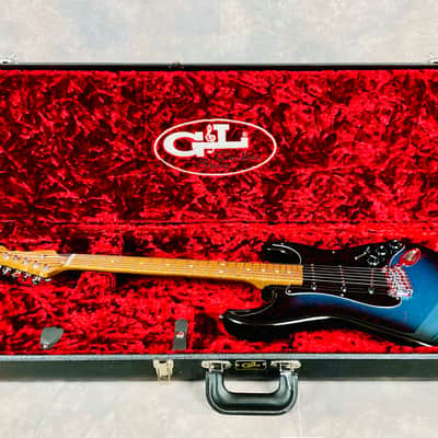 G&L Custom Shop Legacy 2023 - Lake Placid Blue Burst image 4