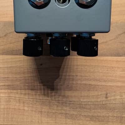 Walrus Audio Mira Optical Compressor image 3