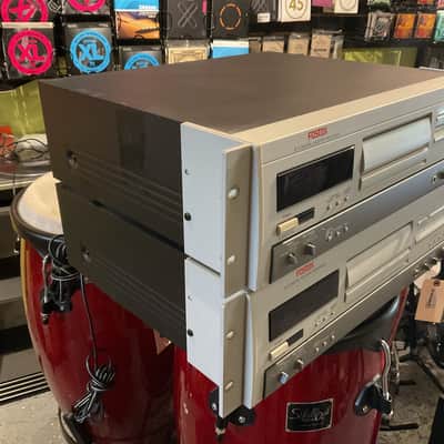 Fostex D-5 Digital Master Recorder Rack image 2