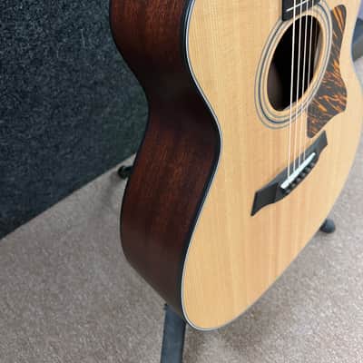 Taylor 314CE Grand Auditorium Acoustic/Electric Guitar with V-Class Bracing, ES2 Pickup & Hardshell Case 2024 - Natural image 5