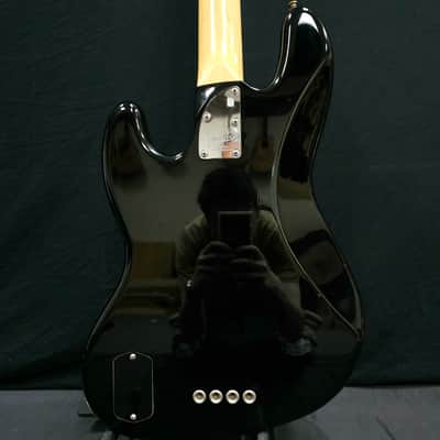 2011 Fender American Special Deluxe Jazz Bass image 11