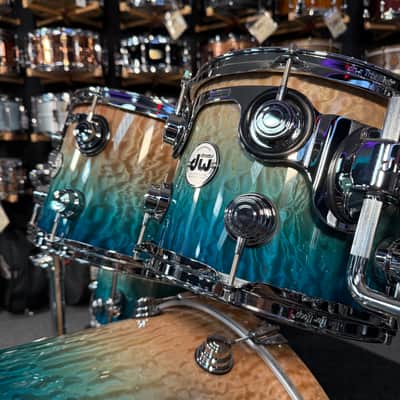 ~WOW!~ DW Collector's Series 333 Pure Maple 5-Piece 10/12/14/16/22 Drum Kit Set in Malibu Fade over Exotic Super Quilted Maple w/ Chrome Hardware image 5
