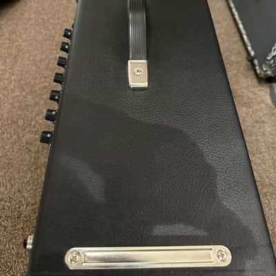Fender '65 Twin Reverb Reissue 85-Watt 2x12" Guitar Combo 1991 - Present - Black image 7