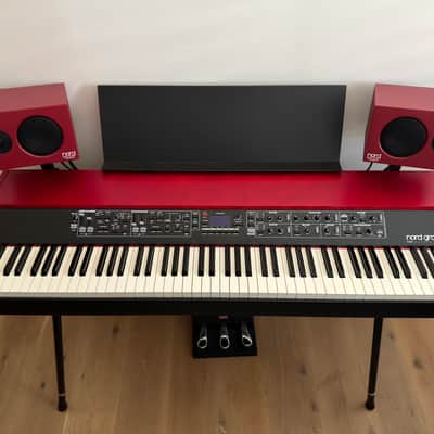 Nord Grand 2 Hammer Action 88-Key Digital Piano 2024 - Present - Red